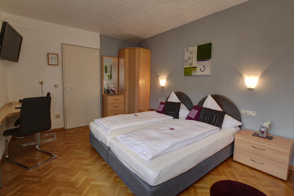 H41 Inn Hotel Garni Freiburg (Adults Only) Gundelfingen  Exterior foto