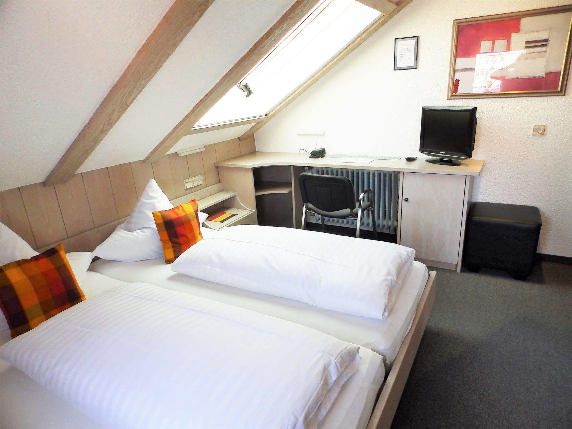 H41 Inn Hotel Garni Freiburg (Adults Only) Gundelfingen  Exterior foto
